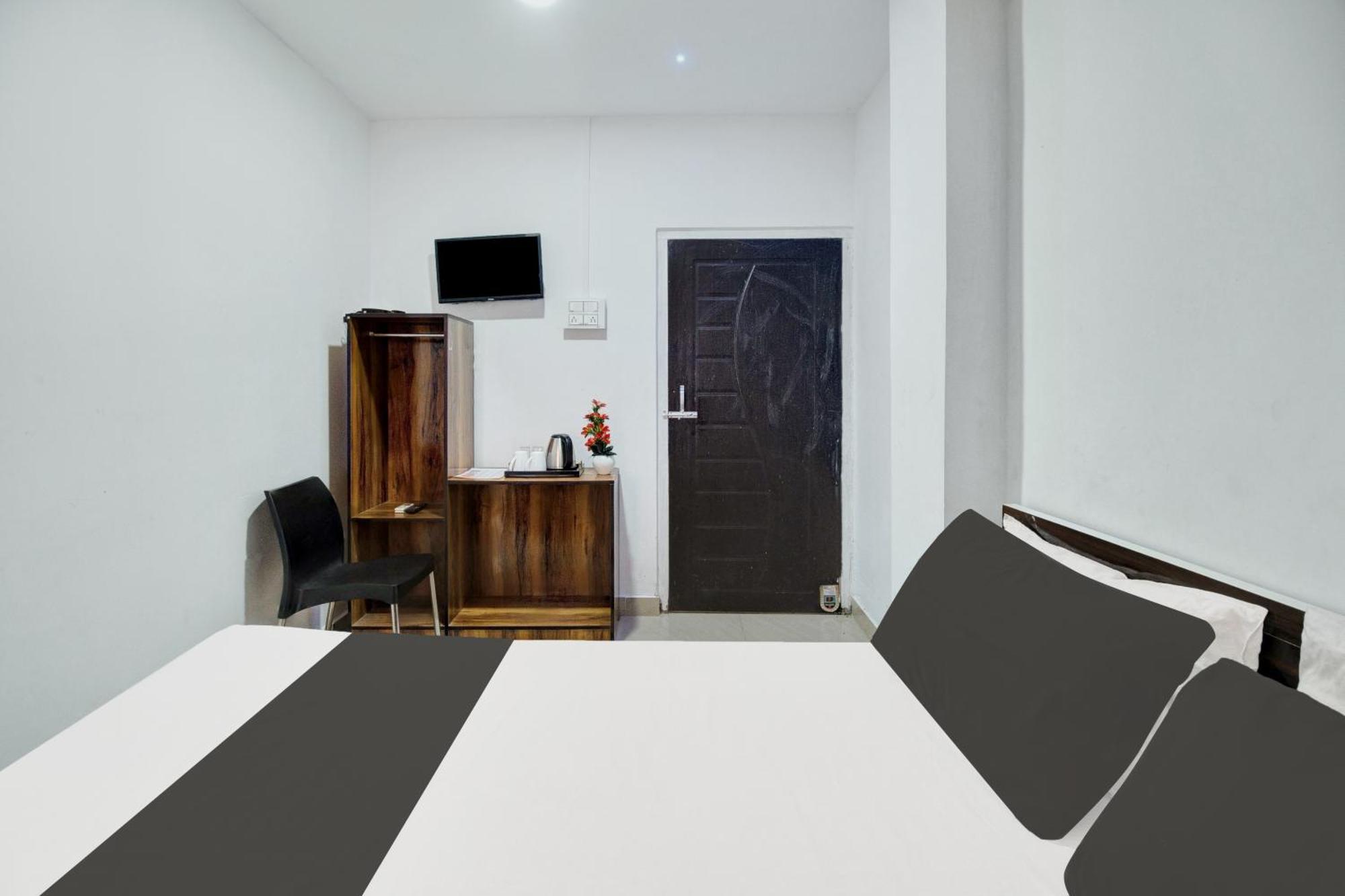 Hotel O Royal Regency, Pathsala Dalaigaon Экстерьер фото
